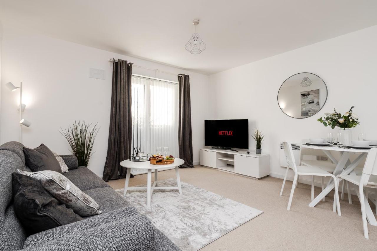 Lovely Modern 2 Bed City Centre Apartment With Free Parking - Double Or Twin Beds Available Вулвергемптон Экстерьер фото